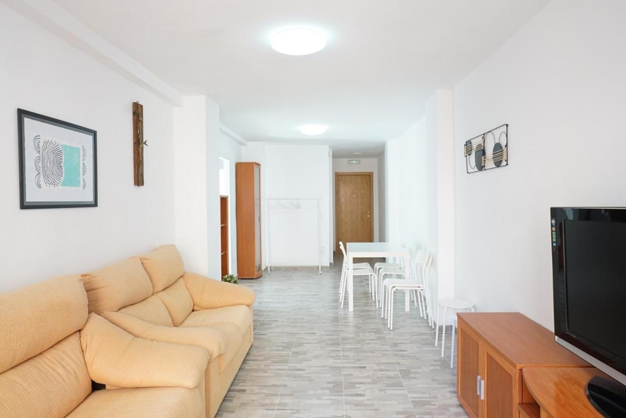 Centrico Y Amplio En Malaga Apartment Bagian luar foto