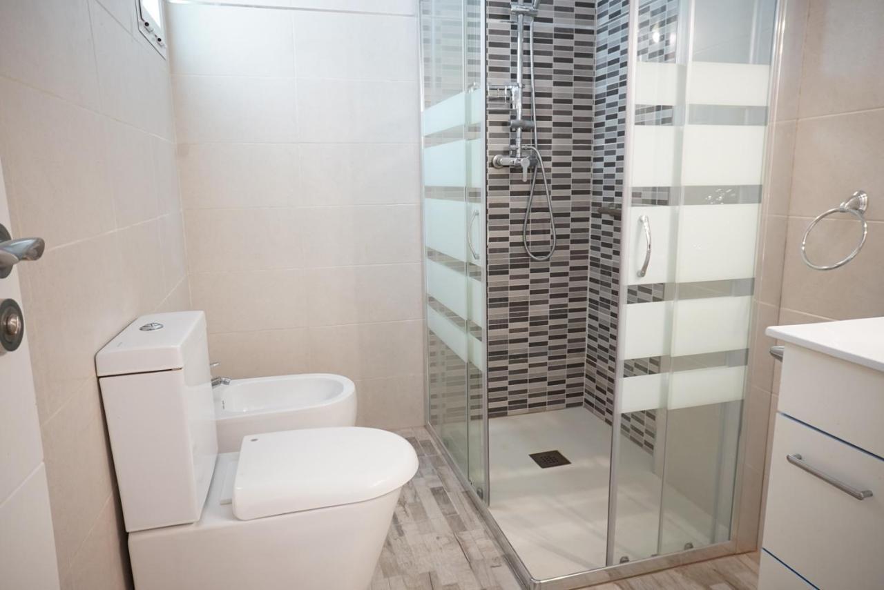 Centrico Y Amplio En Malaga Apartment Bagian luar foto